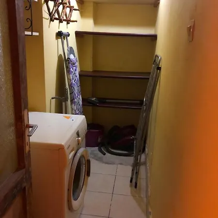 Kaleici Uygun Fiyat Giris Uygun Fiyat Genis Lägenhet *